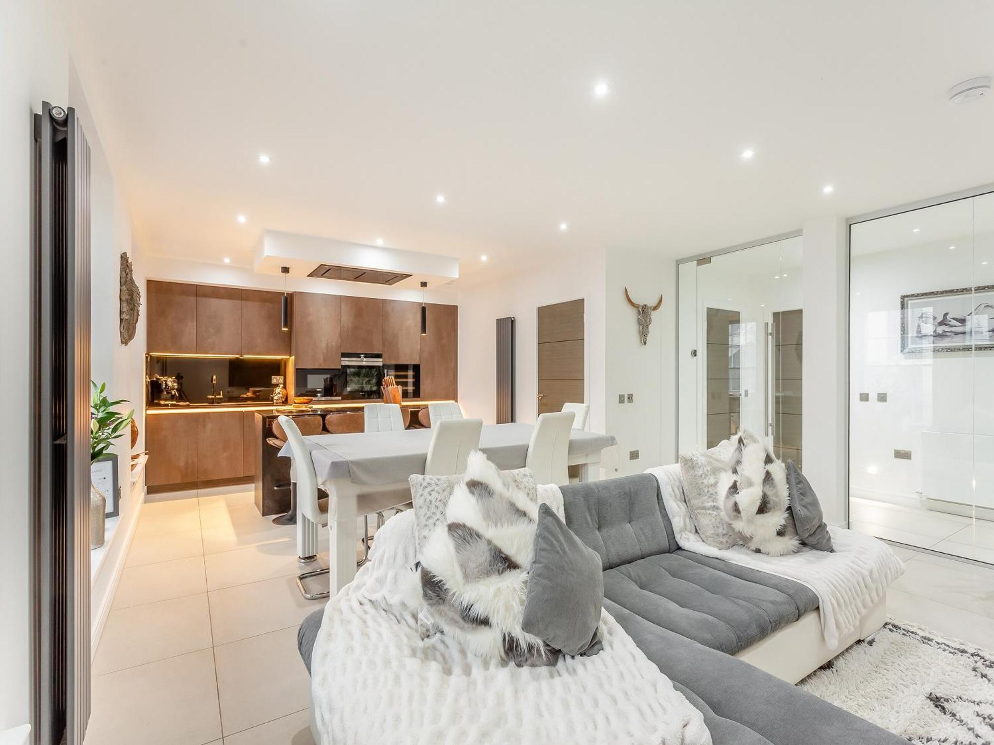 Villa Spire View à Aberdeen Extérieur photo
